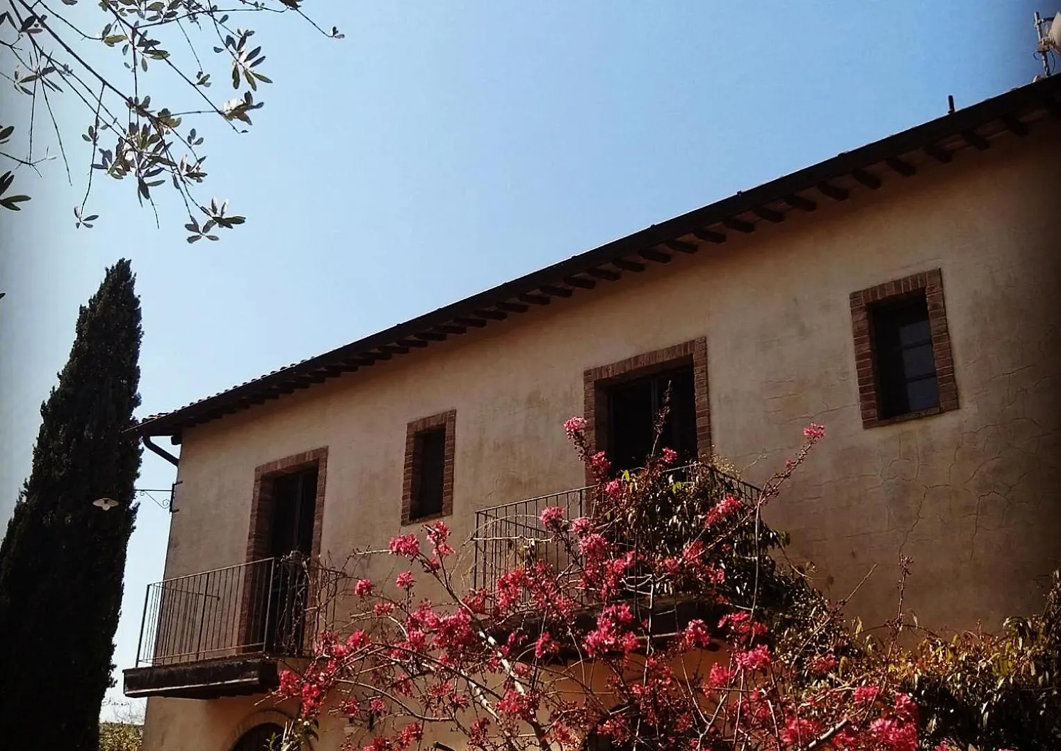 Agriturismo Le Tre Pietre - Podere nel Chianti Quercegrossa Alloggio per agriturismo